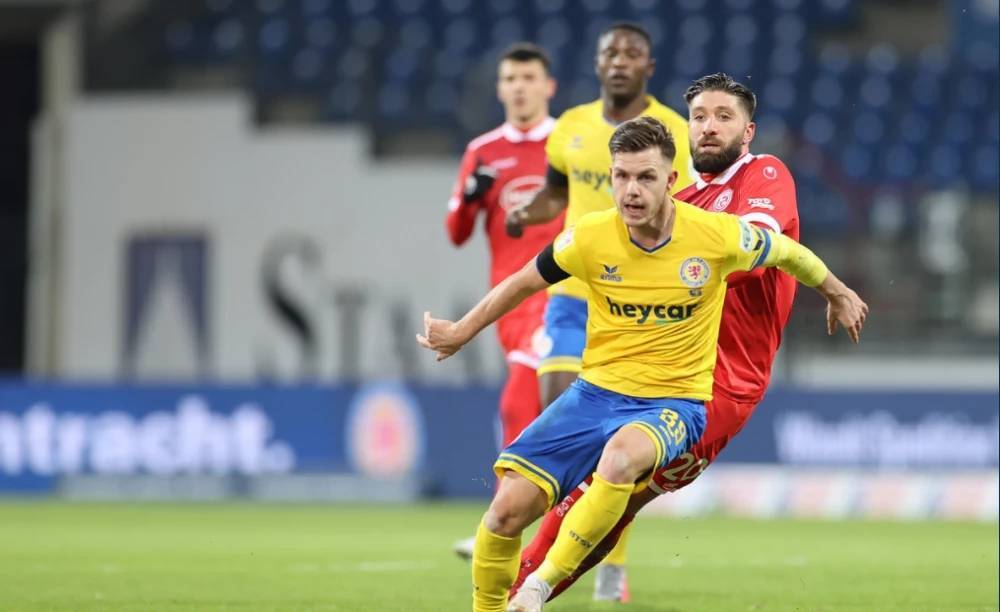 乐部对其未 乐部对其未