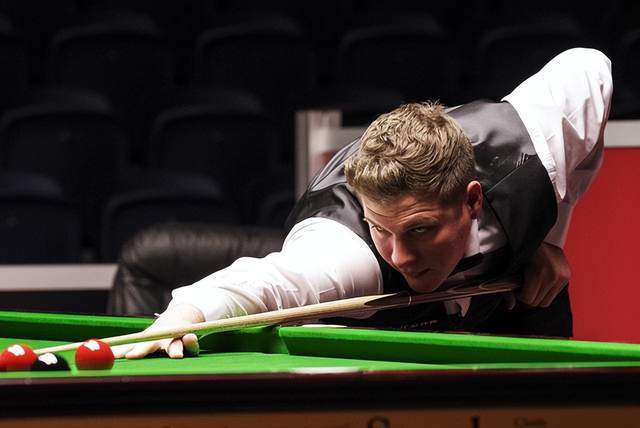 风格是以冷 风格是以冷