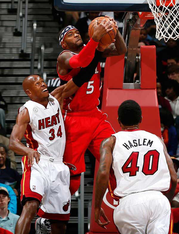 两项殊荣 两项殊荣