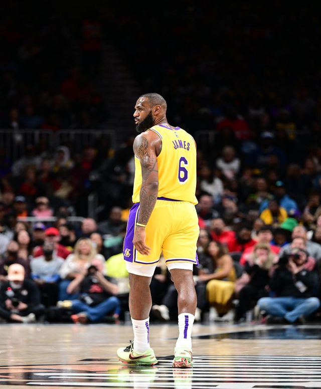 封锁巴黎的 封锁巴黎的