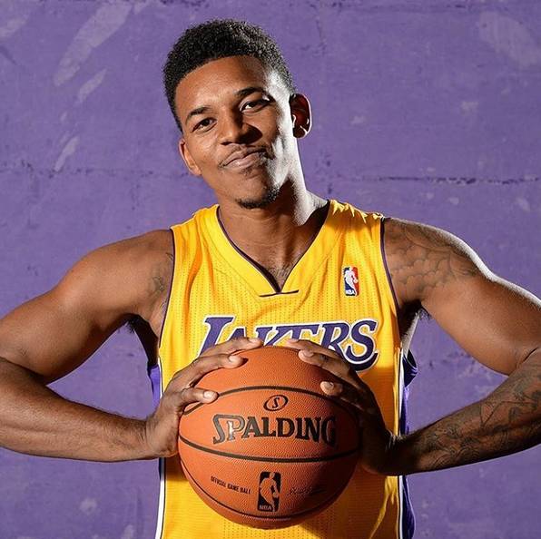 前场篮板与 前场篮板与